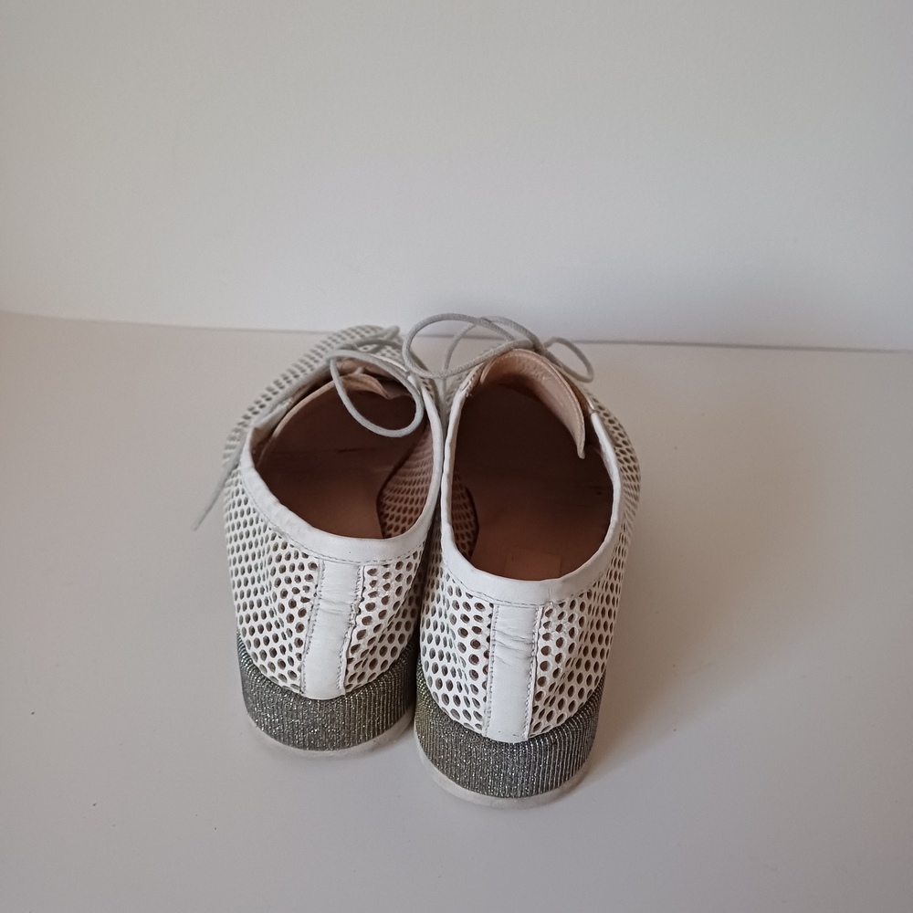 Pertini Spain White and Gray Perforated Leather Lace Oxfords Size EU 36/US 5.5-6 - Picture 3 of 6